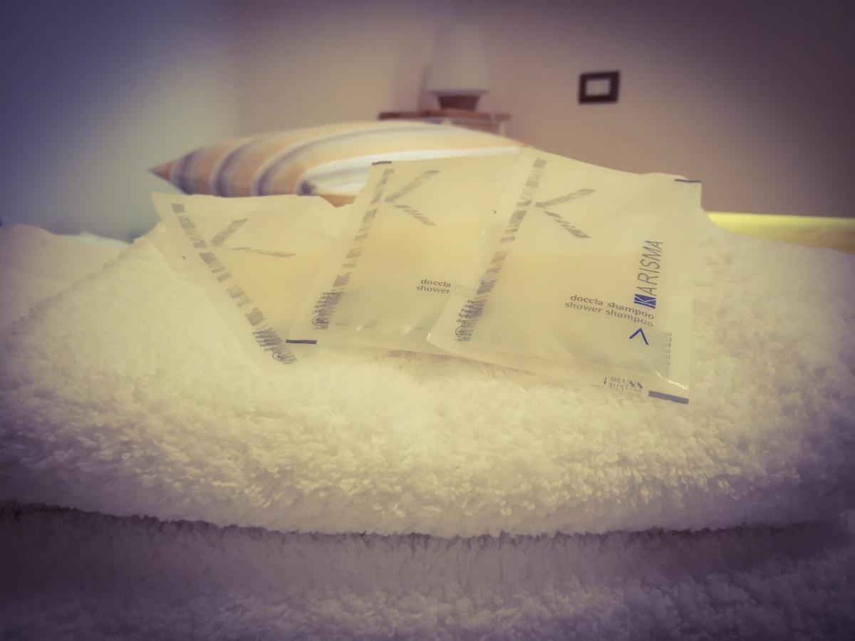 Al Centoventi Bed and Breakfast Porto Torres Exteriör bild