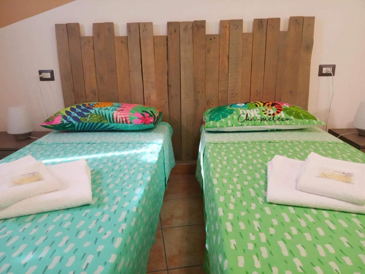 Al Centoventi Bed and Breakfast Porto Torres Exteriör bild